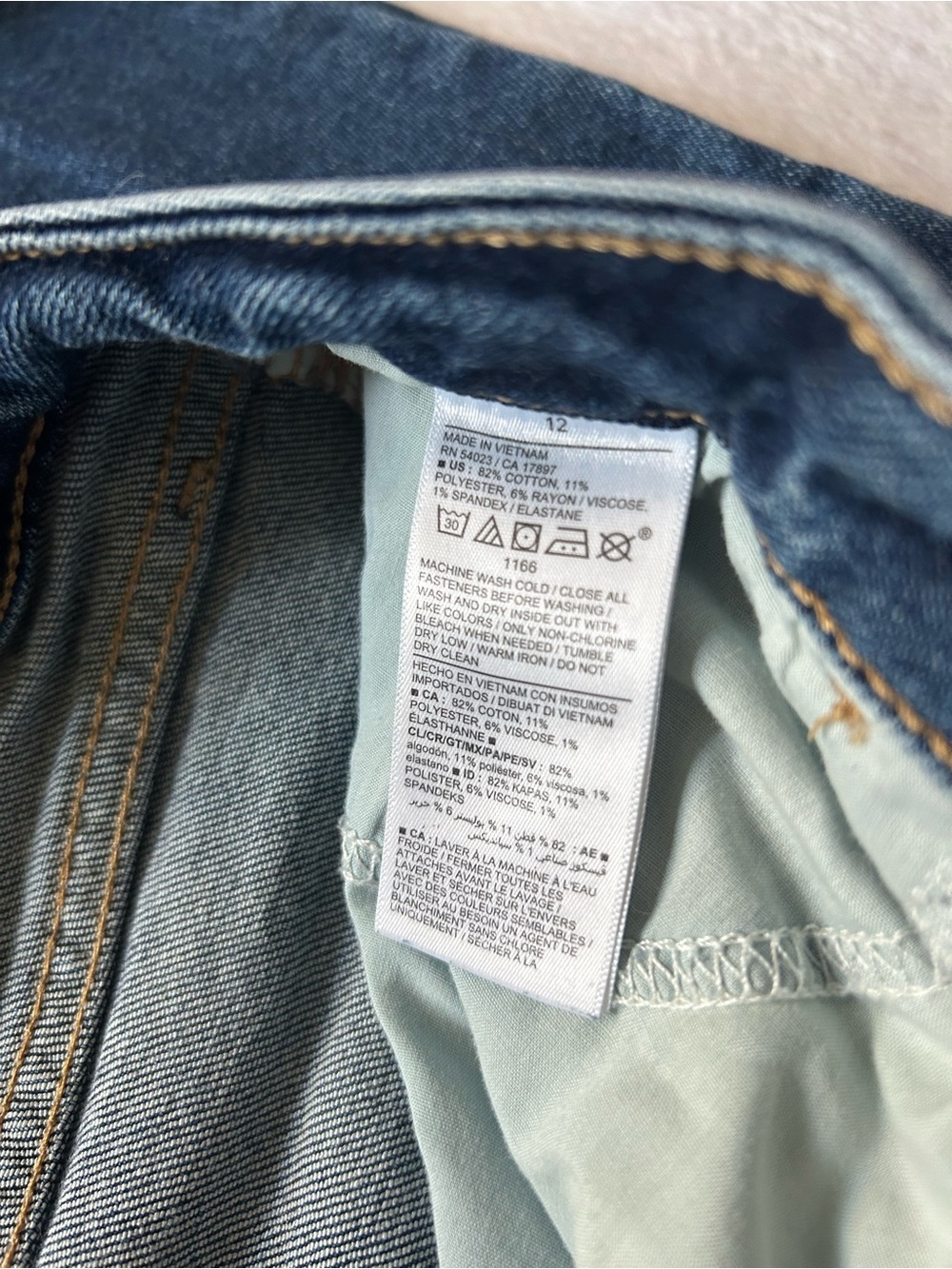 Old Navy Dark Blue Flare Jeans - Picture 4 of 4